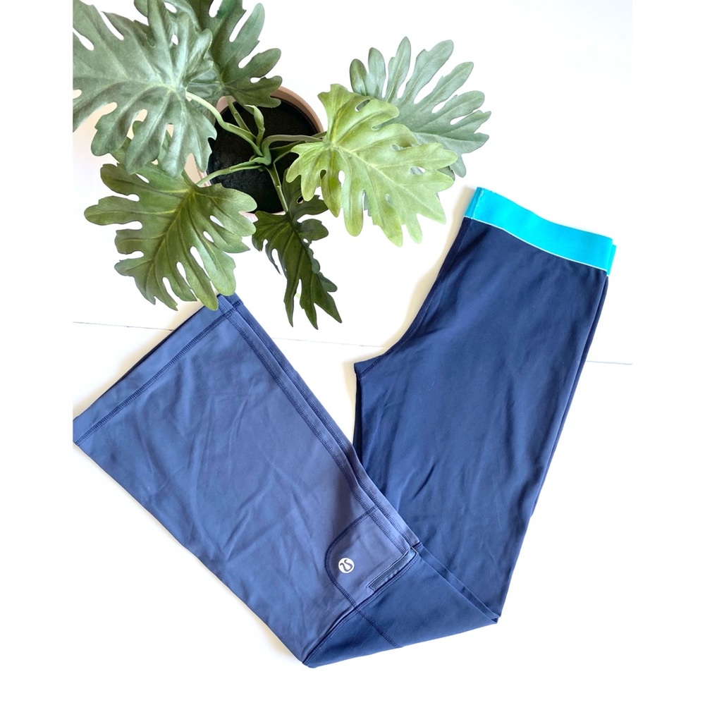 Rare Vintage Lululemon Two-Tone Blue Bellbottoms